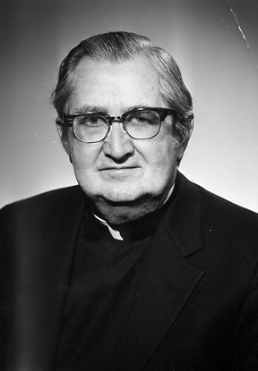 https://www.archmil.org/ArchMil/Images/reorg/Knotek.jpg