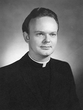 https://www.archmil.org/ArchMil/Images/reorg/Nichols.jpg