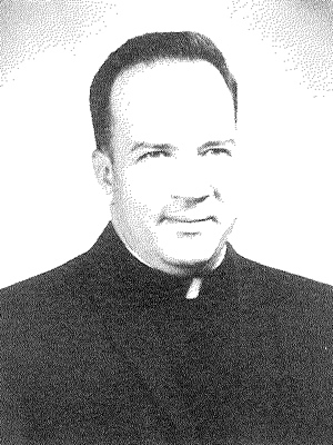 https://www.archmil.org/ArchMil/Images/reorg/kreuzer.jpg